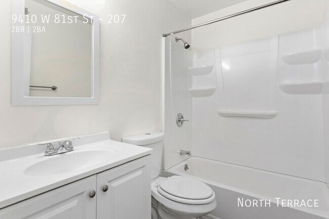 Building Photo - 9410 W 81st St