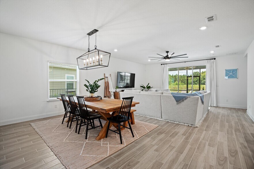 Dining Area - 294 Varner Way