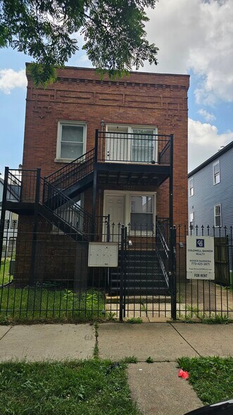 Primary Photo - 4223 W Augusta Blvd