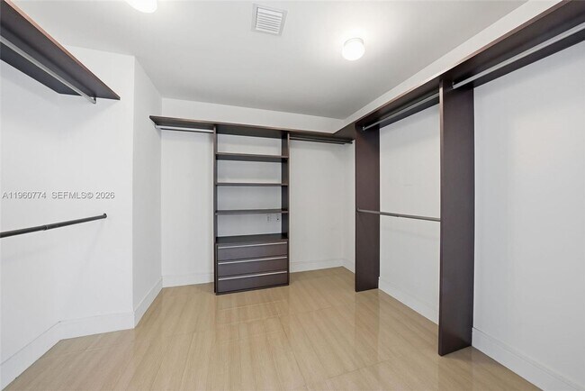 Building Photo - 3250 NE 188th St