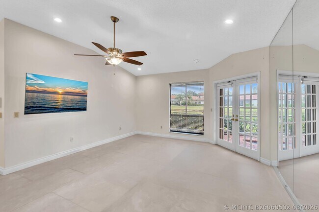 Building Photo - 22595 Esplanada Cir