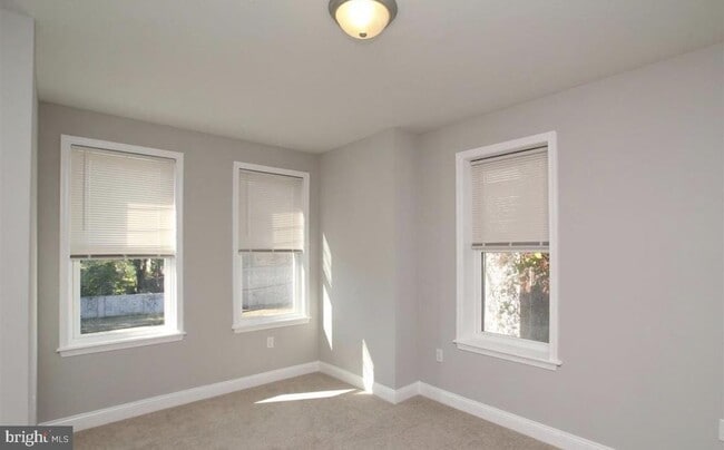 Building Photo - 758 N 43rd St