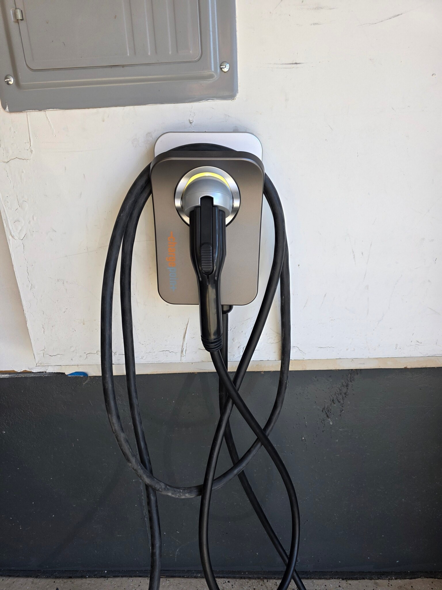 Pre installed car charger - 16078 E Elk Dr