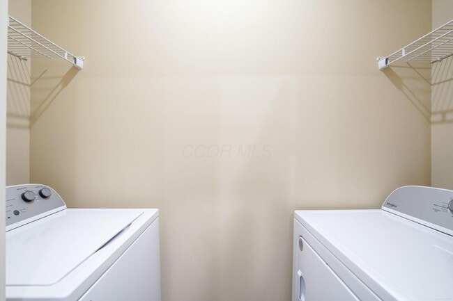 Building Photo - 5080 Aspen Pine Blvd