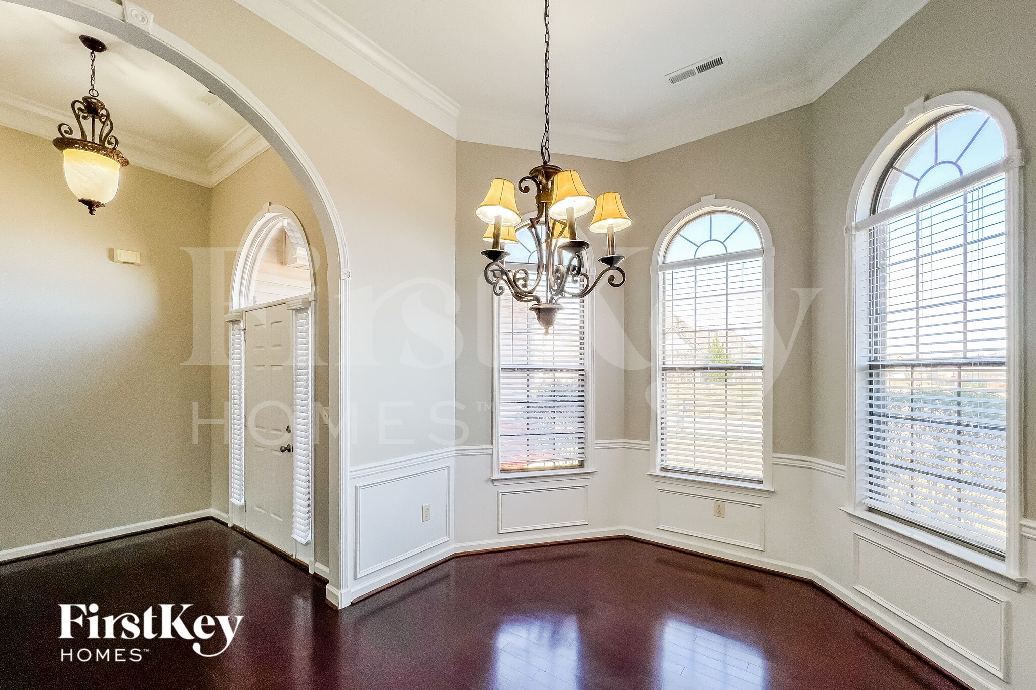 Building Photo - 120 Rushton Ln