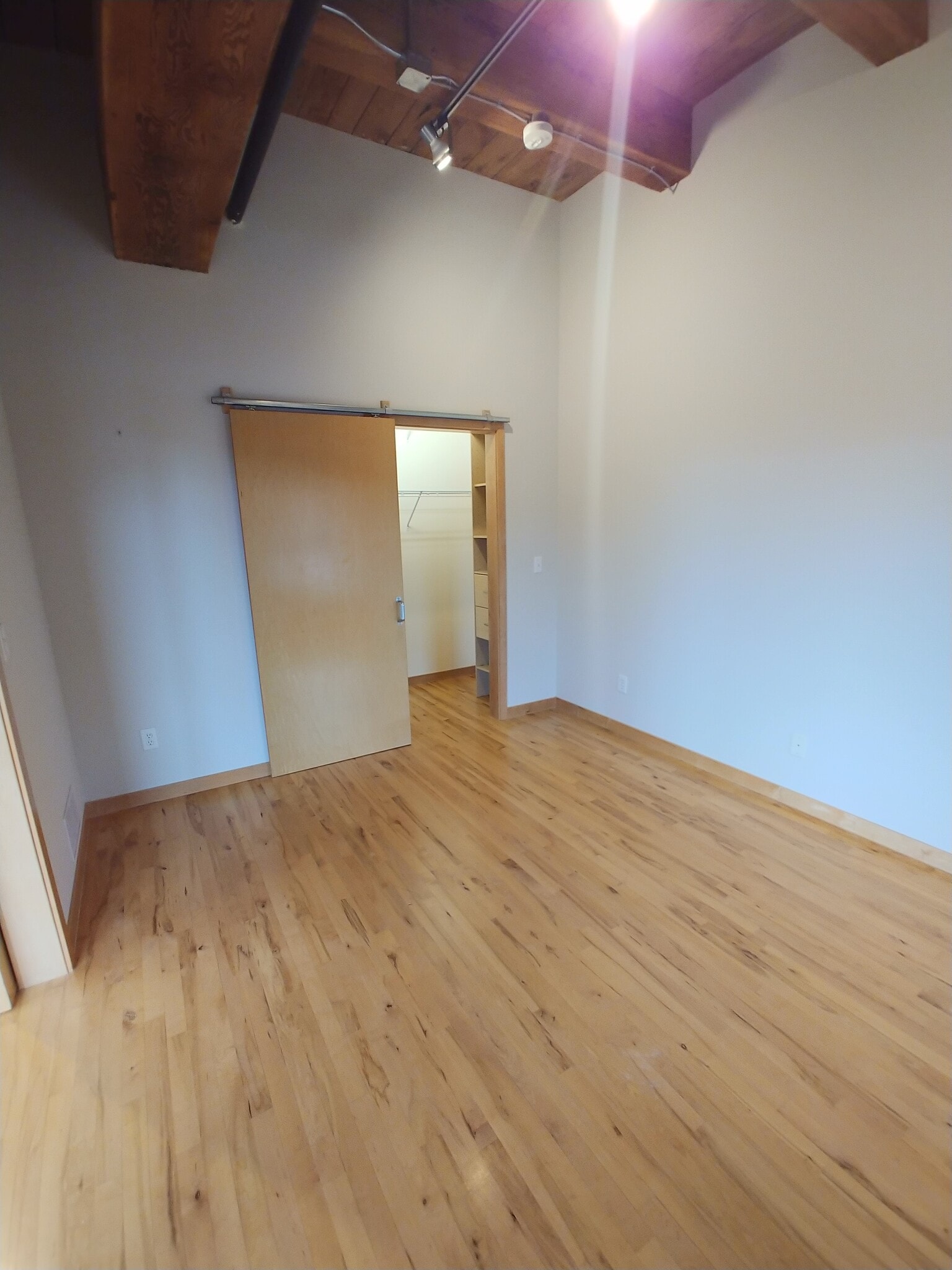 Bedroom - 607 Washington Ave S