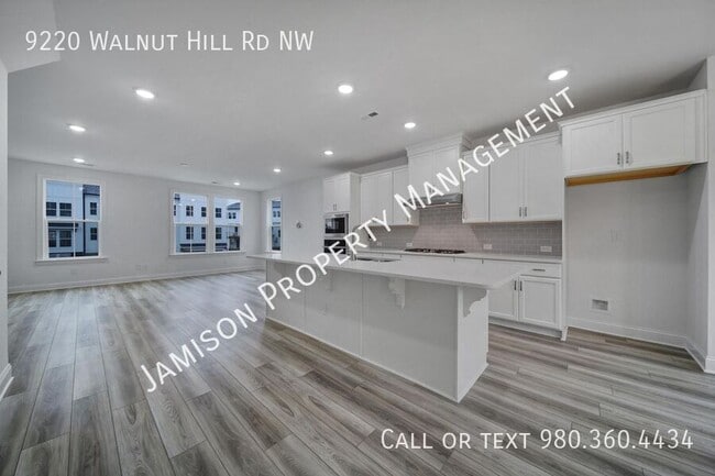 Building Photo - 9220 Walnut Hl Rd NW