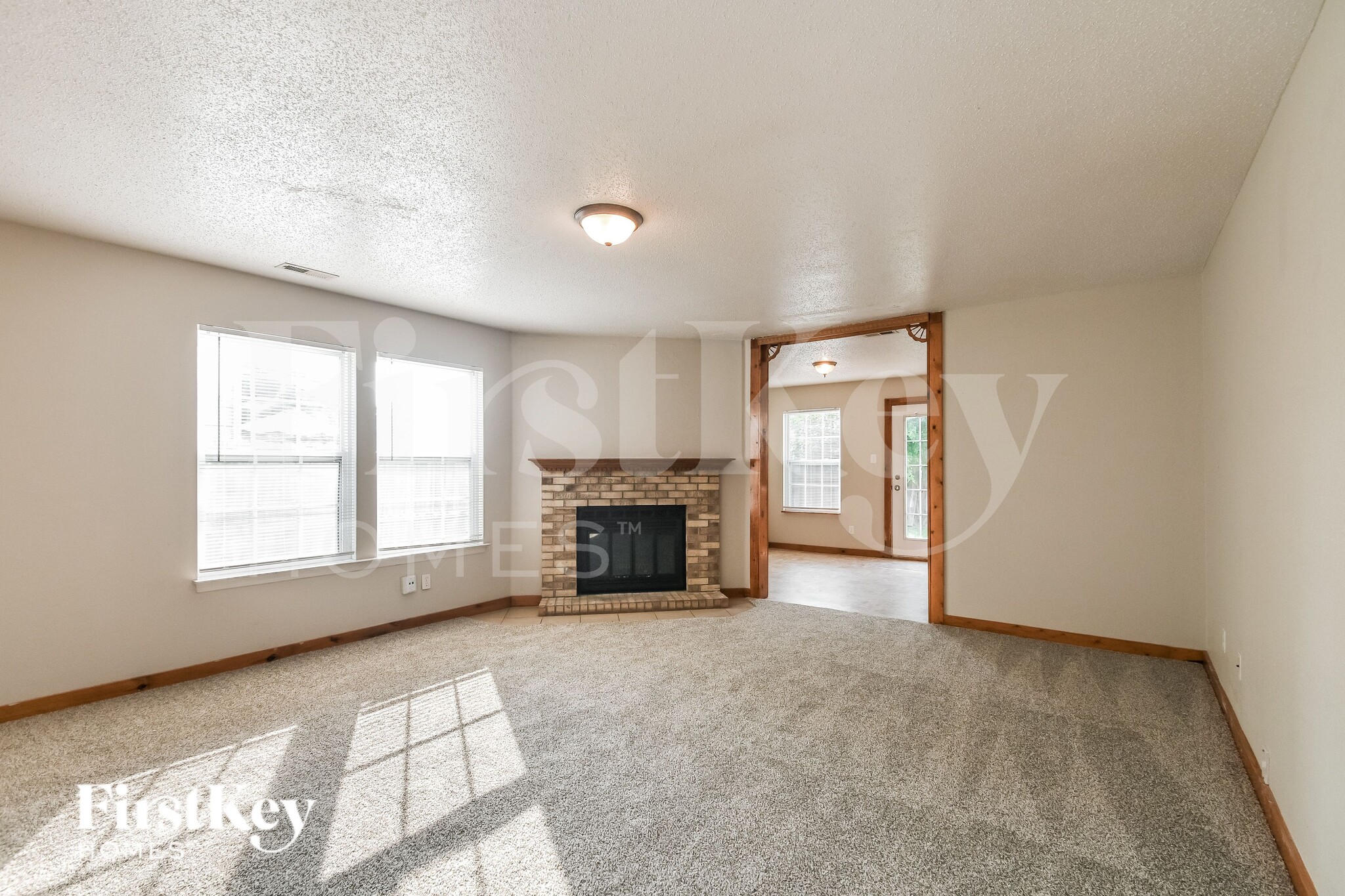 Building Photo - 2312 Westmere Dr