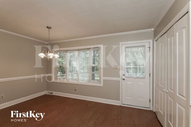 Building Photo - 10018 Mountain Apple Dr