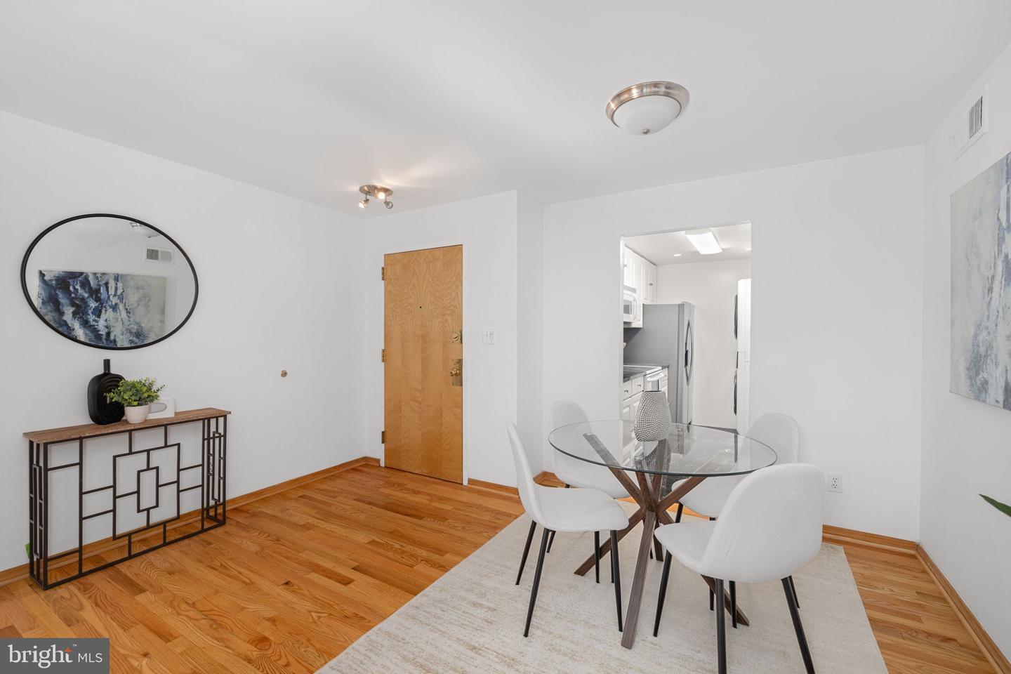 Building Photo - 1930 New Hampshire Ave NW