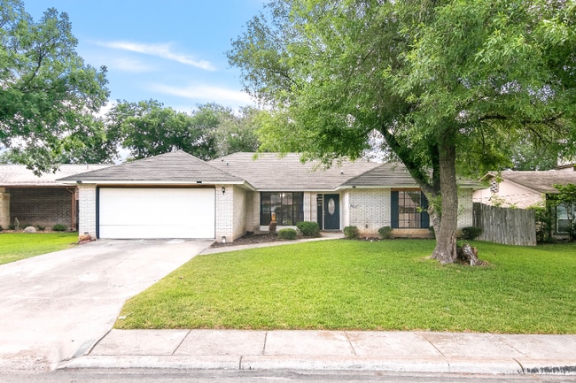 Building Photo - 11818 Gravetree St