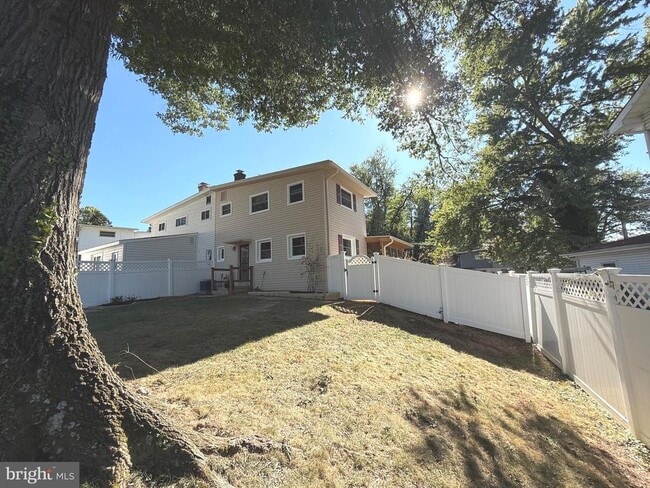 Building Photo - 10640 Ashby Pl