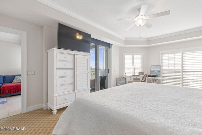 Building Photo - 102 Yacht Harbor Dr