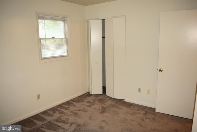 Building Photo - 959 Orchard Dr
