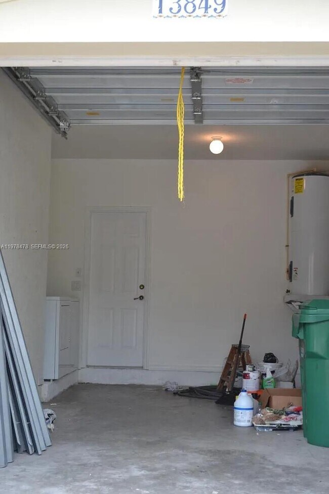 Building Photo - 13849 SW 275th Terrace