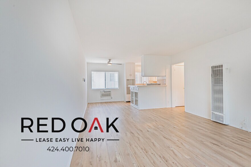 Building Photo - 6045 Whitsett Ave