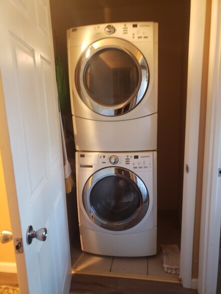 washer dryer - 10 East State Street