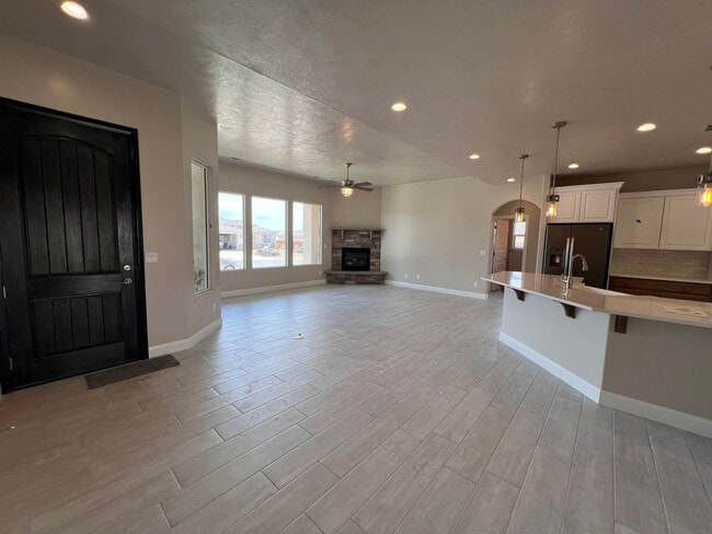 Building Photo - 3 Bed 2 Bath Home in Hurricane