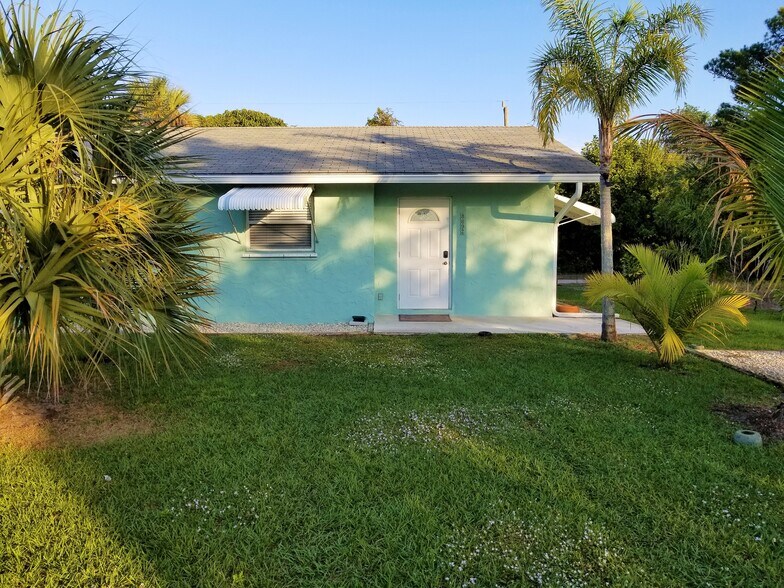 Building Photo - 8692 SE Kingsley St