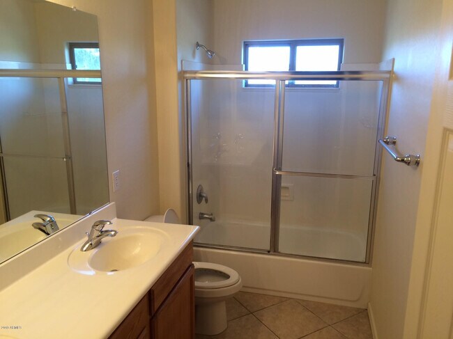 Building Photo - 15739 N 172nd Ln