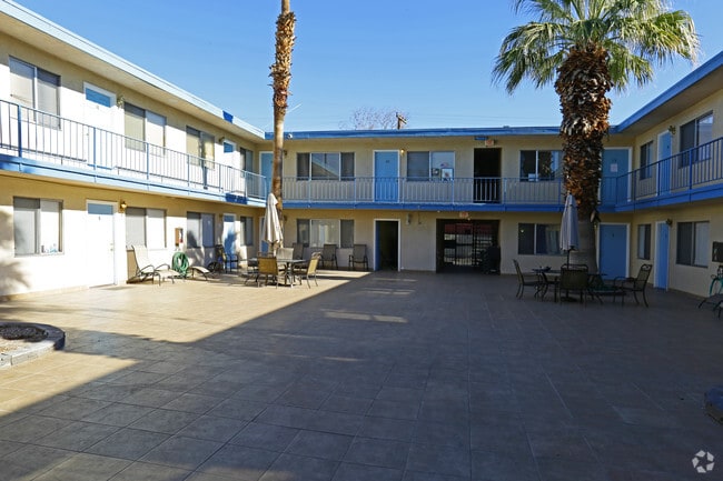 Building Photo - The Radcliff