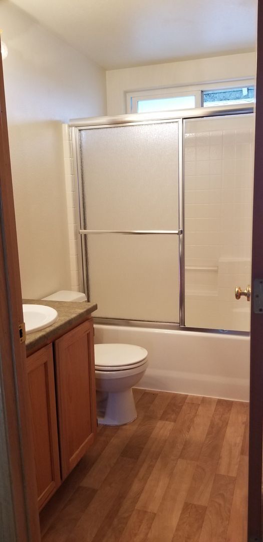 Building Photo - SP42