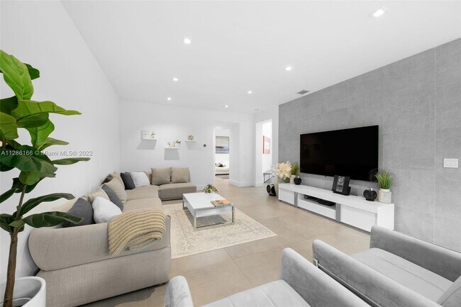 Building Photo - 3925 194th Ln