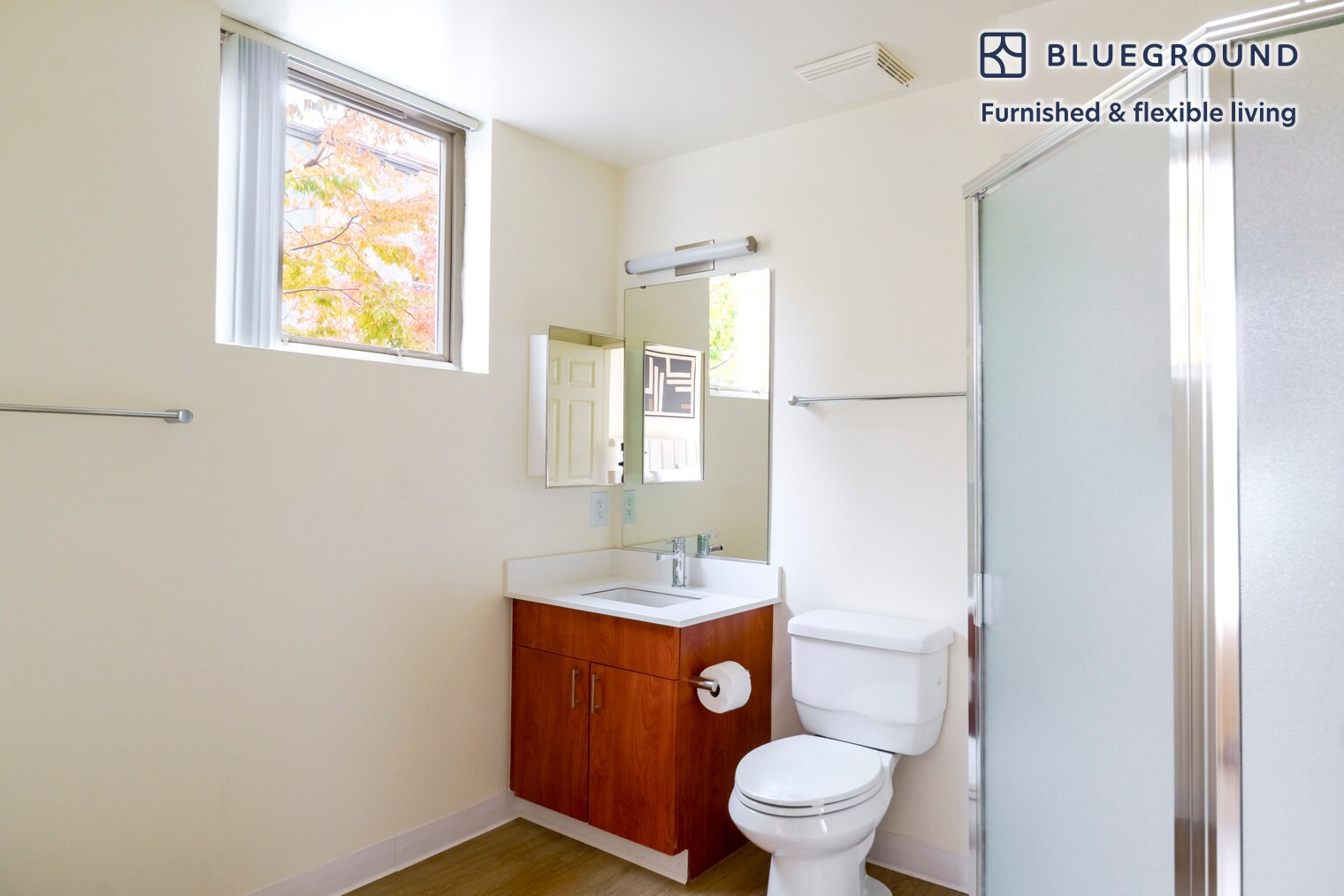 Building Photo - 11000 NE 10th St