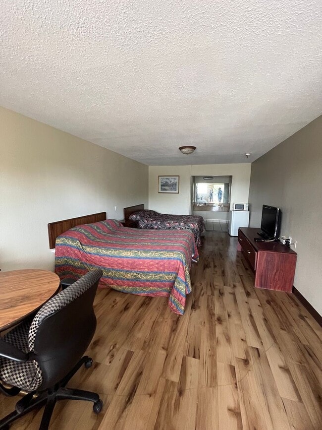 Building Photo - Cozy Studio Apartment in East Nashville