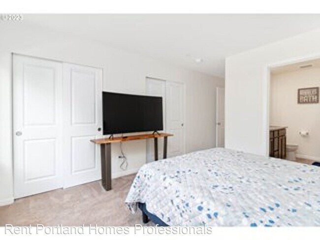 Building Photo - 3 br, 2.5 bath House - 60 NE 134th Place