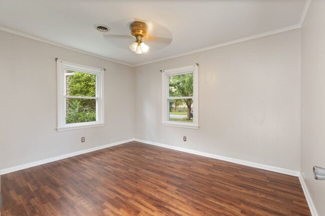 Building Photo - 1206 Campbell St