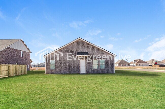 Building Photo - 17727 Denham Cir