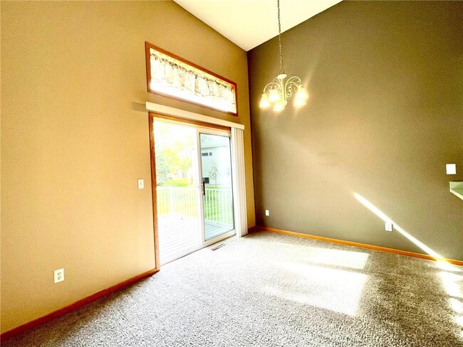 Building Photo - 7414 Bolton Way