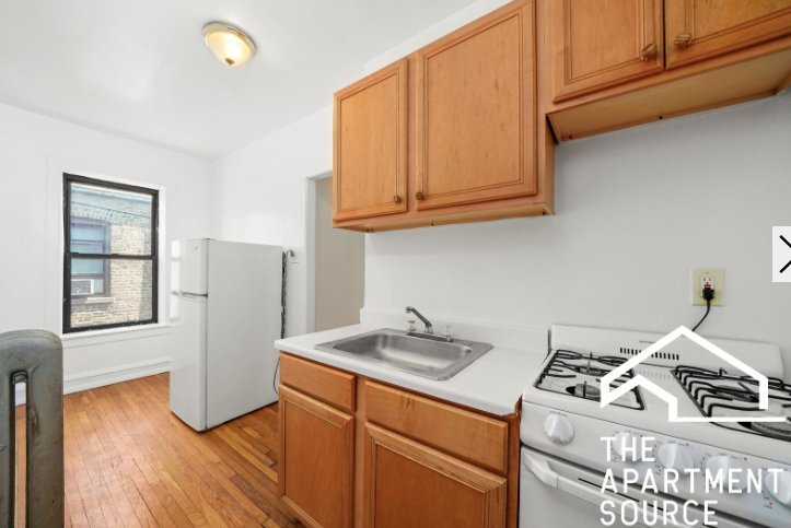 Building Photo - 3304 W Schubert Ave