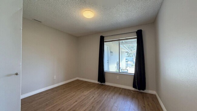 Building Photo - 7920 Temecula Pl