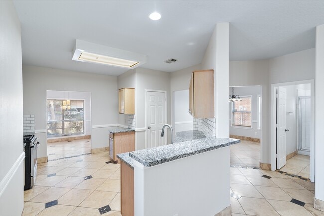 Building Photo - 15423 Day Trip Trail