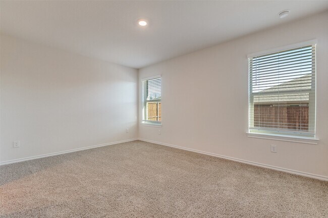 Building Photo - 4113 Turquoise Ave