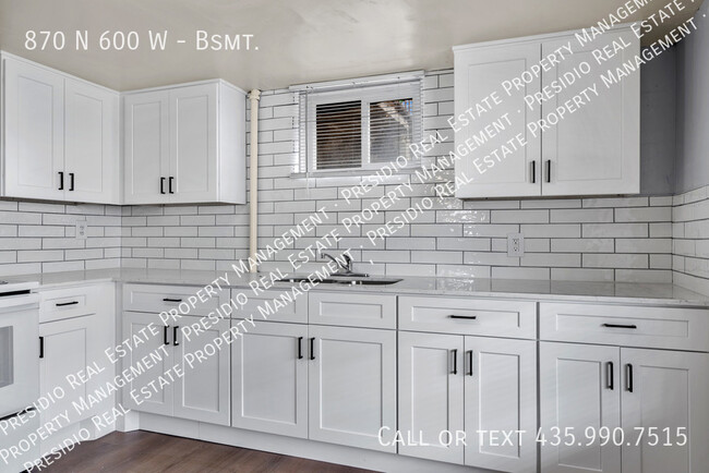 Building Photo - Cute vintage remodeled basement apartment