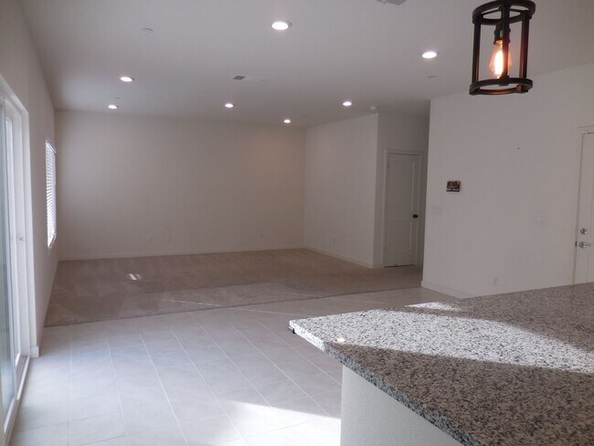 Building Photo - Spacious 3-Bedroom Dixon Home with Loft, Solar & Open Floor Plan