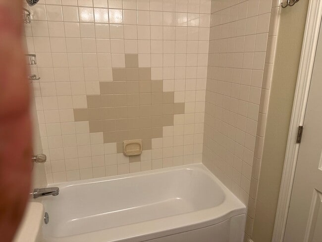 Building Photo - Your Next Chapter Starts Here - Convenient Redding Location!