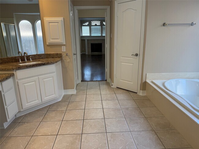 Building Photo - 1412 Caine Hill Ct