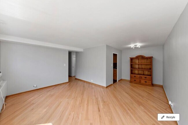 Building Photo - 2 bedroom in Chicago IL 60613