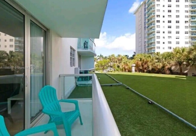 Building Photo - 3901 S Ocean Dr