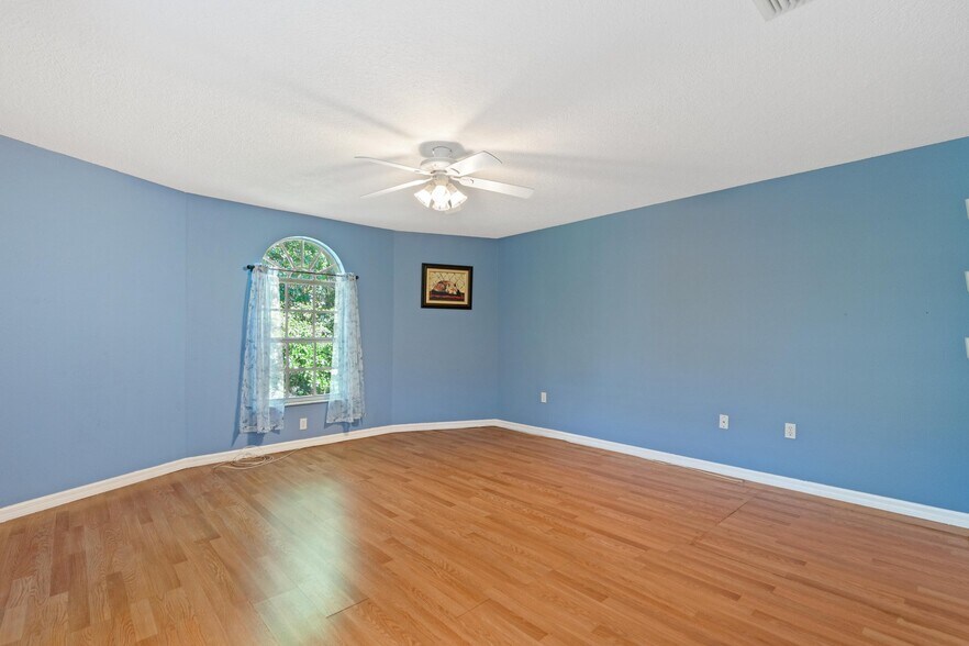 Building Photo - 5147 La Plata Dr