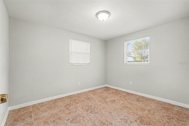 Building Photo - 4923 S 82nd St