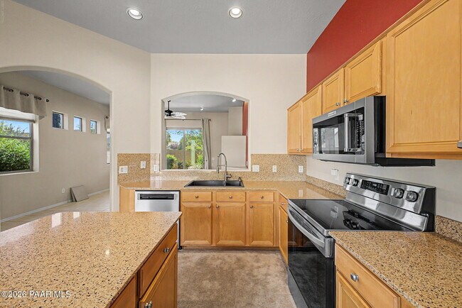 Building Photo - 6747 E Kilkenny Pl