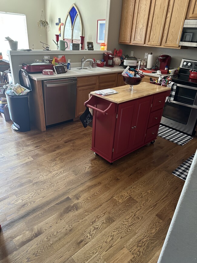 Building Photo - 22036 Hill Gail Way