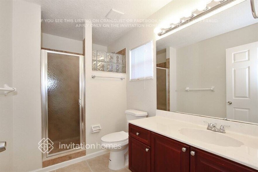 Building Photo - 260 La Mancha Ave
