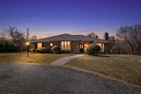 Building Photo - 180 Annetta Rd