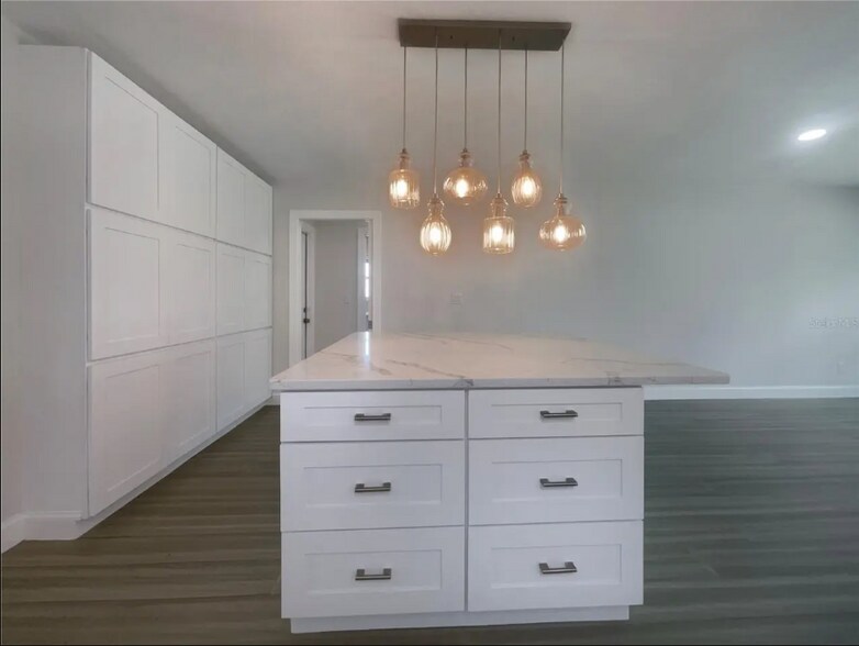 Building Photo - 790 Harvard St